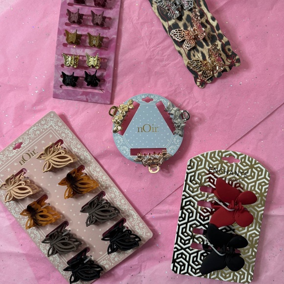 🎀GIVEAWAY...Various Hair Clips Sets | Chic Palm Beach Hamptons - Picture 2 of 3